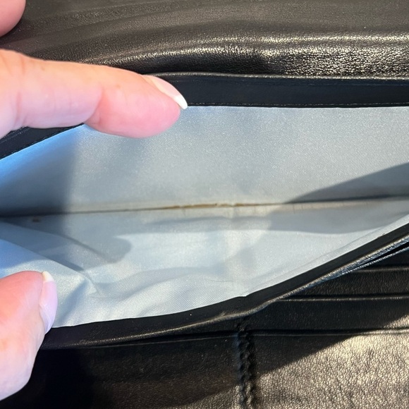 Coach Soho Black Leather Wallet - Picture 7 of 11